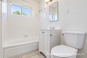 Photo - 1323 N Harvard Blvd Unit 9