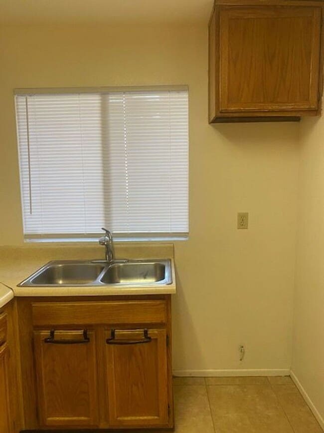 Photo - COMING SOON!! 3 BEDROOM / 2 BATHROOM Apartment in Cathedral City Unit B