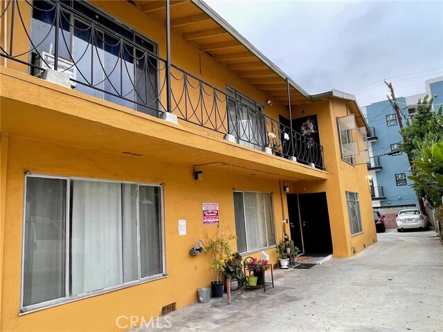 Photo - 1433 N Bronson Ave Unit 2