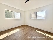 Photo - 1819 S Oxford Ave Unit 20