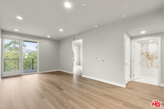 Photo - 7428 Santa Monica Blvd Unit 301