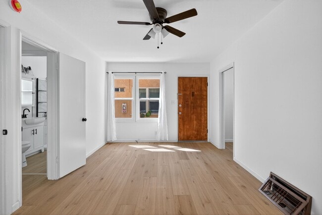 Photo - 3312 2nd St Unit 01