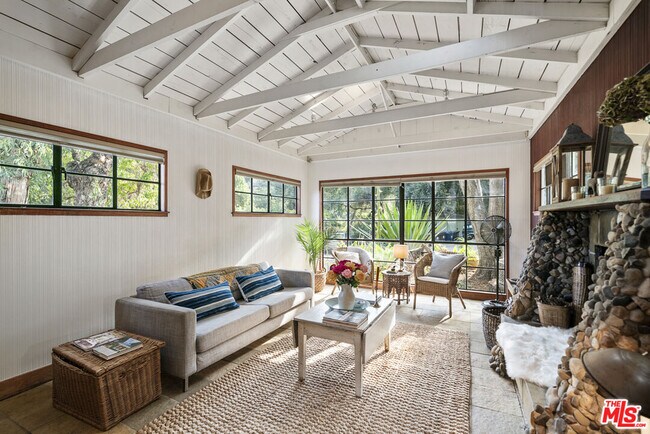 Photo - 816 Basin Dr