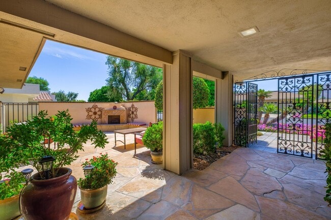 Photo - 30 Columbia Dr