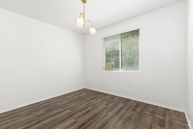 Photo - 5272 Beachfront Cove