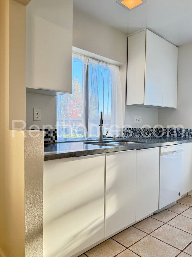 Photo - Mira Mesa, 8488 New Salem St #69, 2 Master...