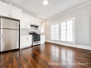 Photo - 1834 N Wilton Pl