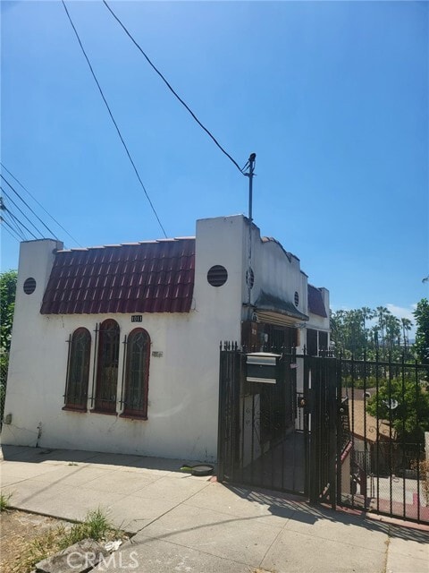 Building Photo - 1011 Laguna Ave