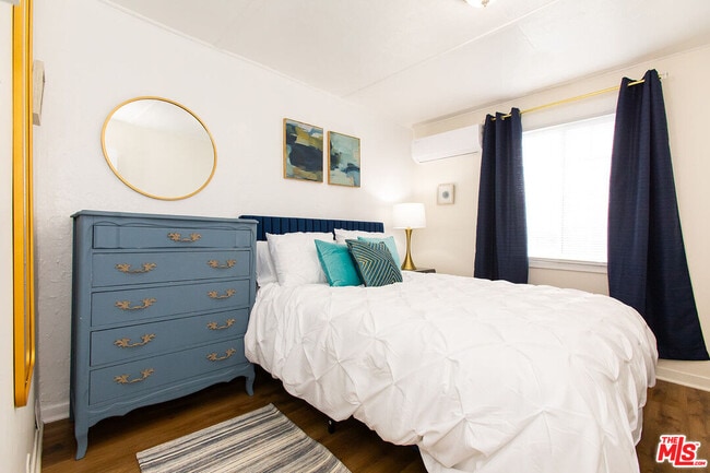 Photo - 313 Fischer St