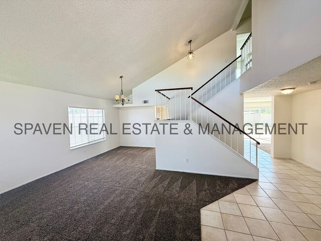 Photo - Desirable Orangecrest Home