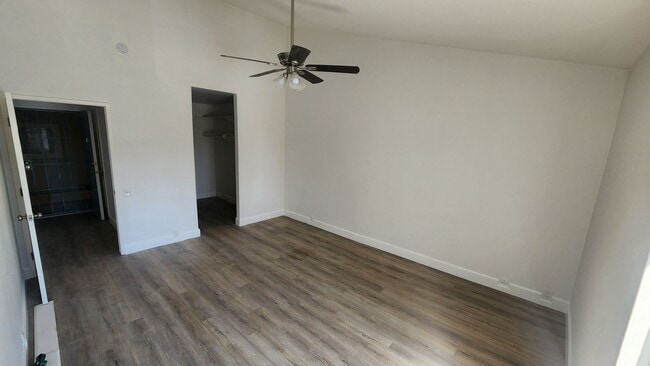 Photo - 2BD/2BA Condo in The Plaza Community - Pac... Unit 318