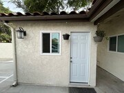 Photo - 425 E Mission Rd Unit C