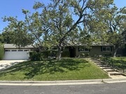 Photo - 494 Scandia Dr