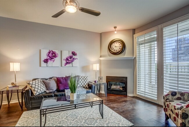 Photo - 1240 India St