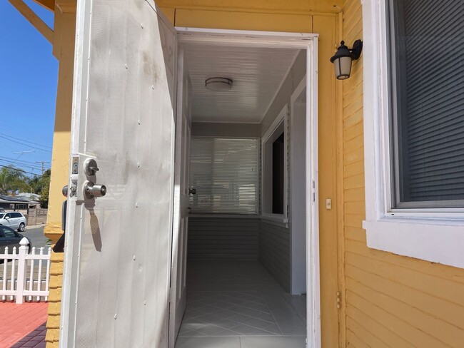 Photo - Gorgeous 2 Bedroom Home! Convenient Location!