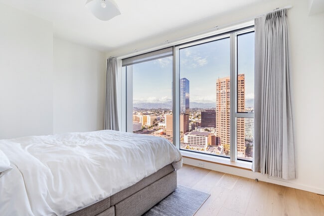 Photo - 889 Francisco St Unit 3209