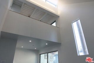 Building Photo - 21 1/2 Wavecrest Avenue, Los Angeles, CA 90291 - 3 BR 2 BA house