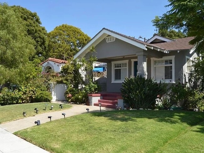 Photo - 1608 Post Ave