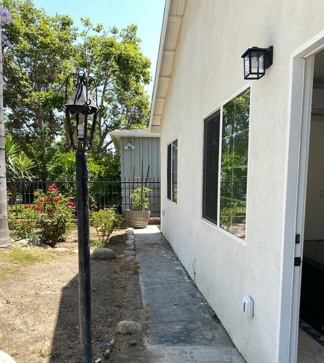 Photo - 6447 Gaviota Ave Apartment
