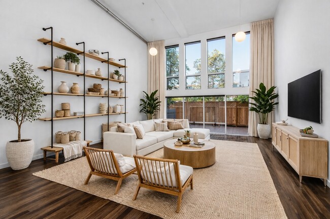 Building Photo - 4215 Glencoe Ave Unit 130