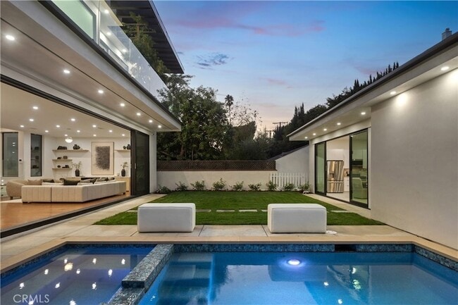 Photo - 14519 Greenleaf St