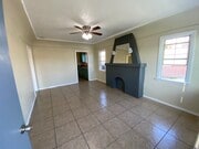Photo - 3515 Hill St