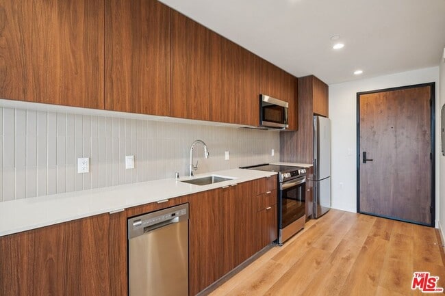 Photo - 10431 Santa Monica Blvd Unit 401