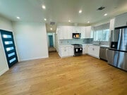 Photo - 10913 Nestle Ave Unit 10913