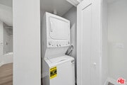 Photo - 1223 Hayworth Ave Unit 2