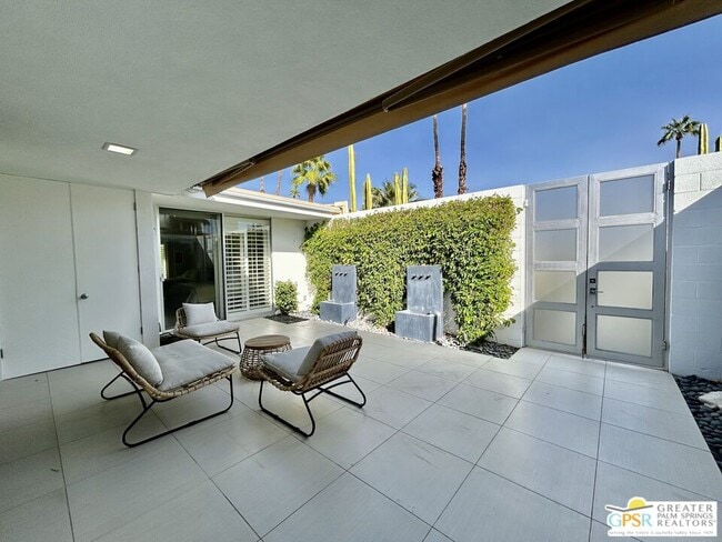 Photo - 306 Desert Lakes Dr