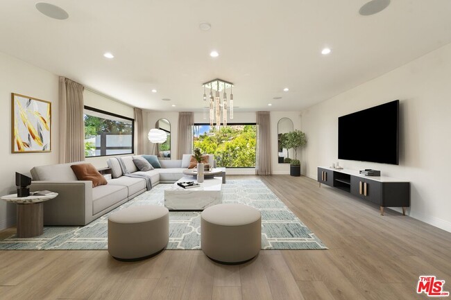 Building Photo - 11700 Woodley Ave