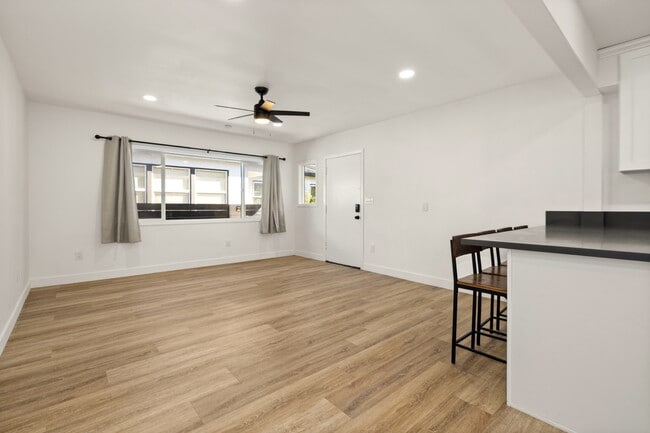 Photo - 715 Sunset Ave Unit 715