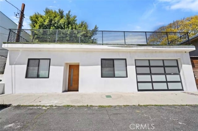 Building Photo - 181212 NAVY