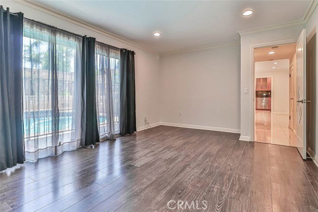 Photo - 19051 Los Alimos St