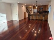 Photo - 832 N Las Palmas Ave