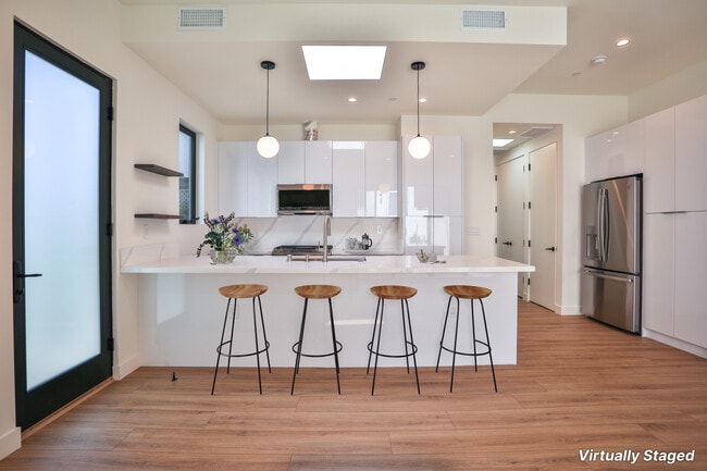 Photo - 1230 Stanford St