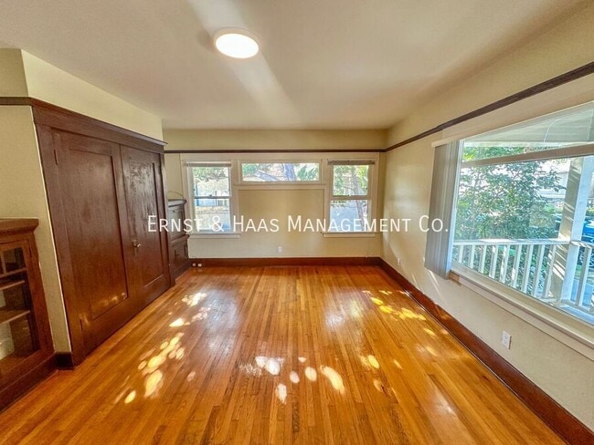 Photo - 1376 Loma Ave Apartment