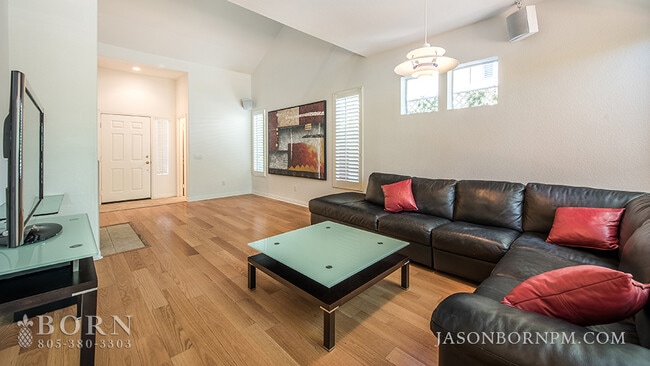 Photo - 5482 Avignon Ct