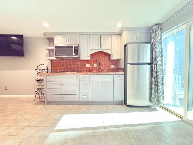 Photo - 341 Marie Ave Unit 338 N Vista Pl