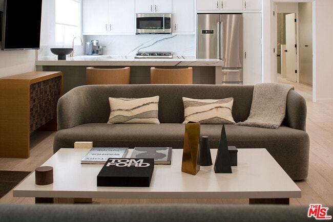 Photo - 8917 Cynthia St Unit 2