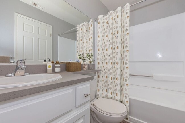 Photo - Club Pacifica Apartment Homes