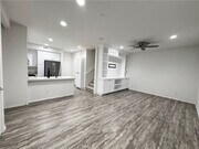 Photo - 401 Castiano St