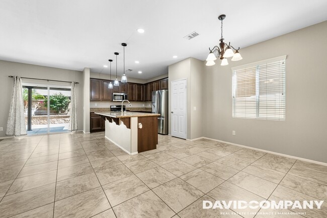Photo - 1105 N Yucca Ave