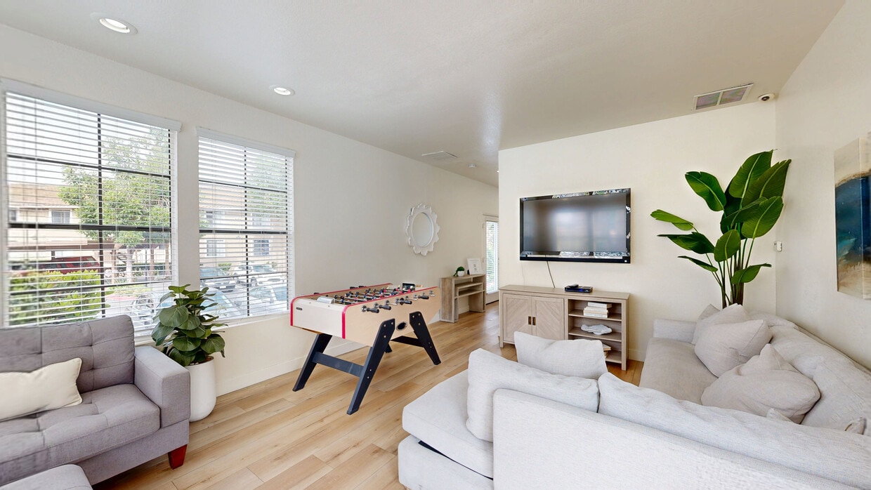 3D Tour - Shadowridge Park Apartments