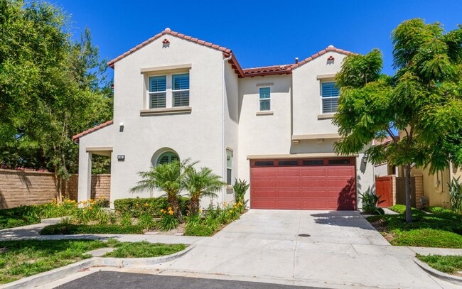 Building Photo - 48 Castellana