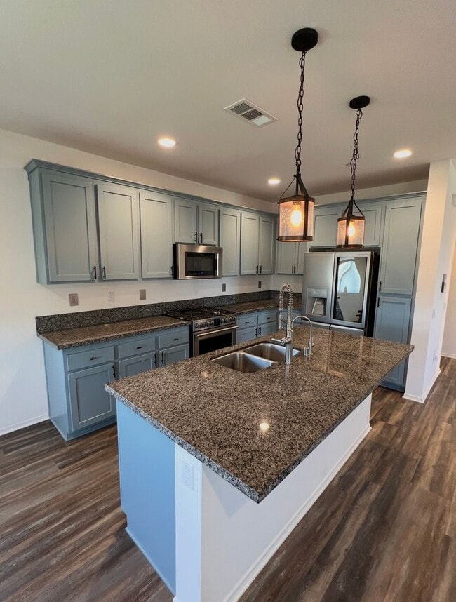 Building Photo - Three bedroom three bathroom home in Otay Mesa