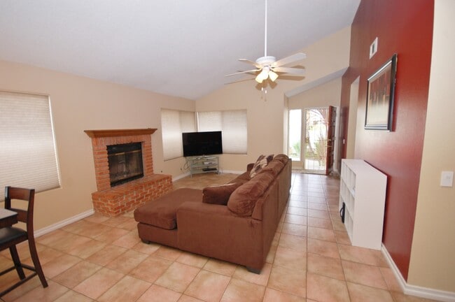 Photo - Charming Home in San Marcos