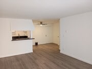 Photo - Hollywood Villa Apartments