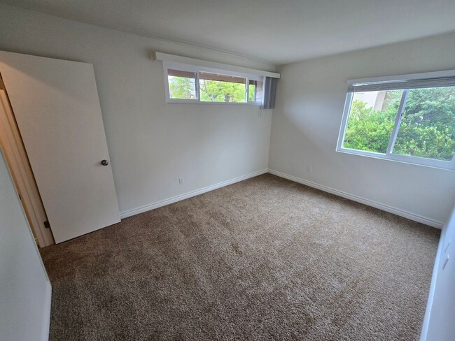 Photo - Rancho Penasquitos 2-story. 4 br., 3 ba.