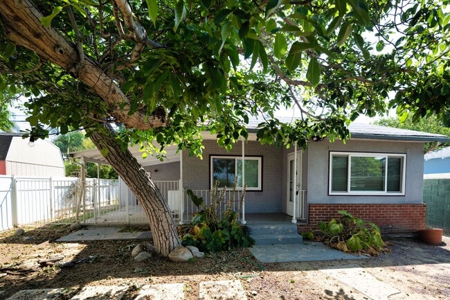 Beautiful 2 bedroom 1 bath home!!!! - Beautiful 2 bedroom 1 bath home!!!!